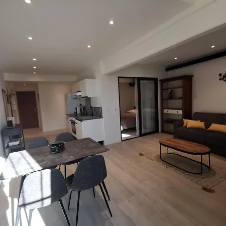 Apartment Vieux S Nice
